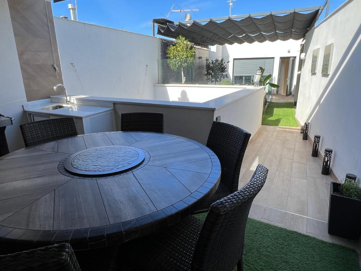 Elegant Duplex 3 Master Bedrooms And Private เซบีญา ภายนอก รูปภาพ