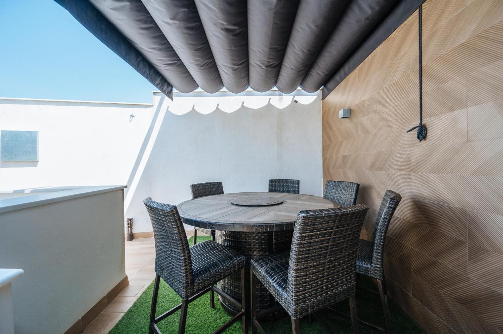 Elegant Duplex 3 Master Bedrooms And Private เซบีญา ภายนอก รูปภาพ