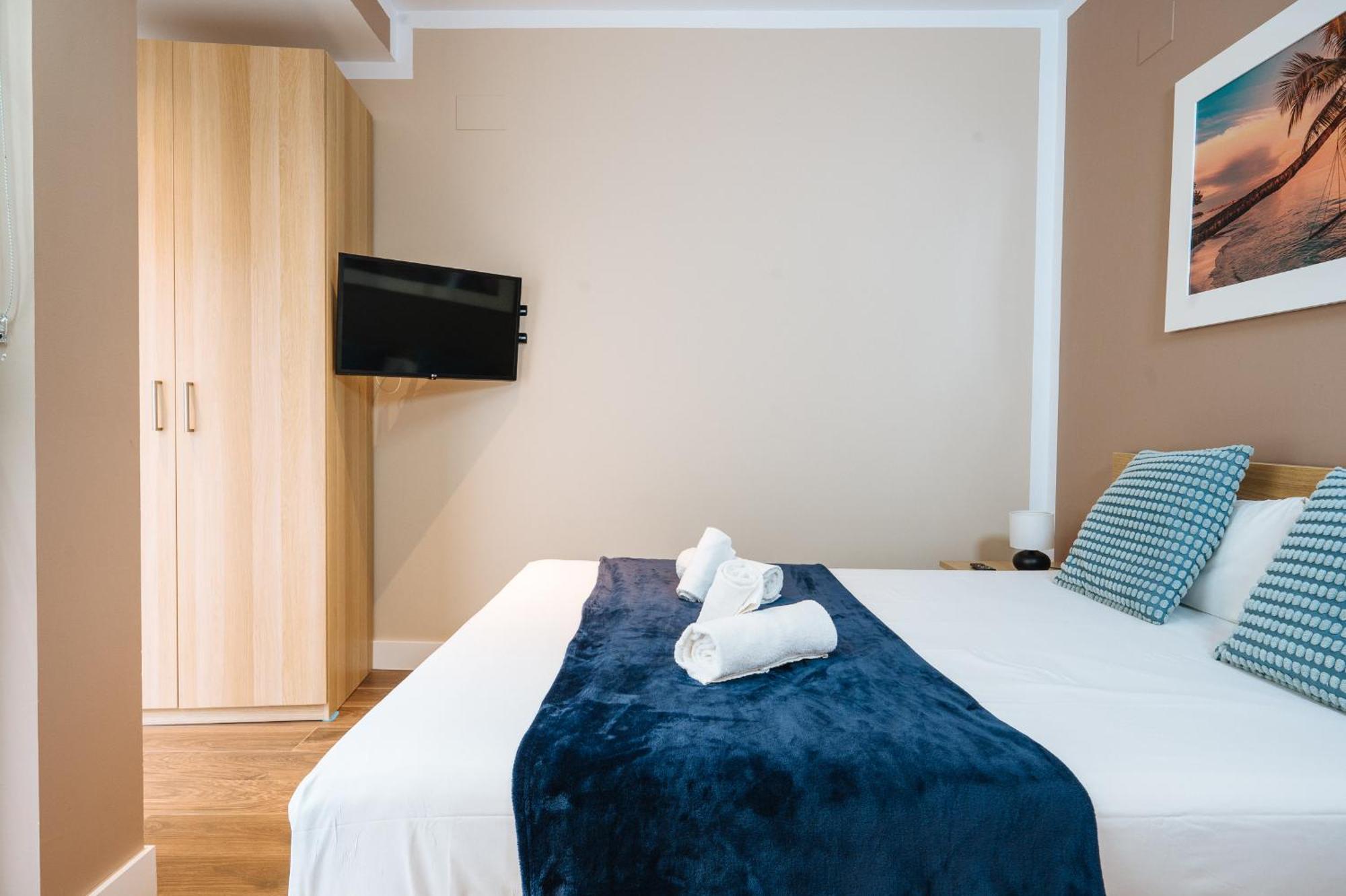 Elegant Duplex 3 Master Bedrooms And Private เซบีญา ภายนอก รูปภาพ
