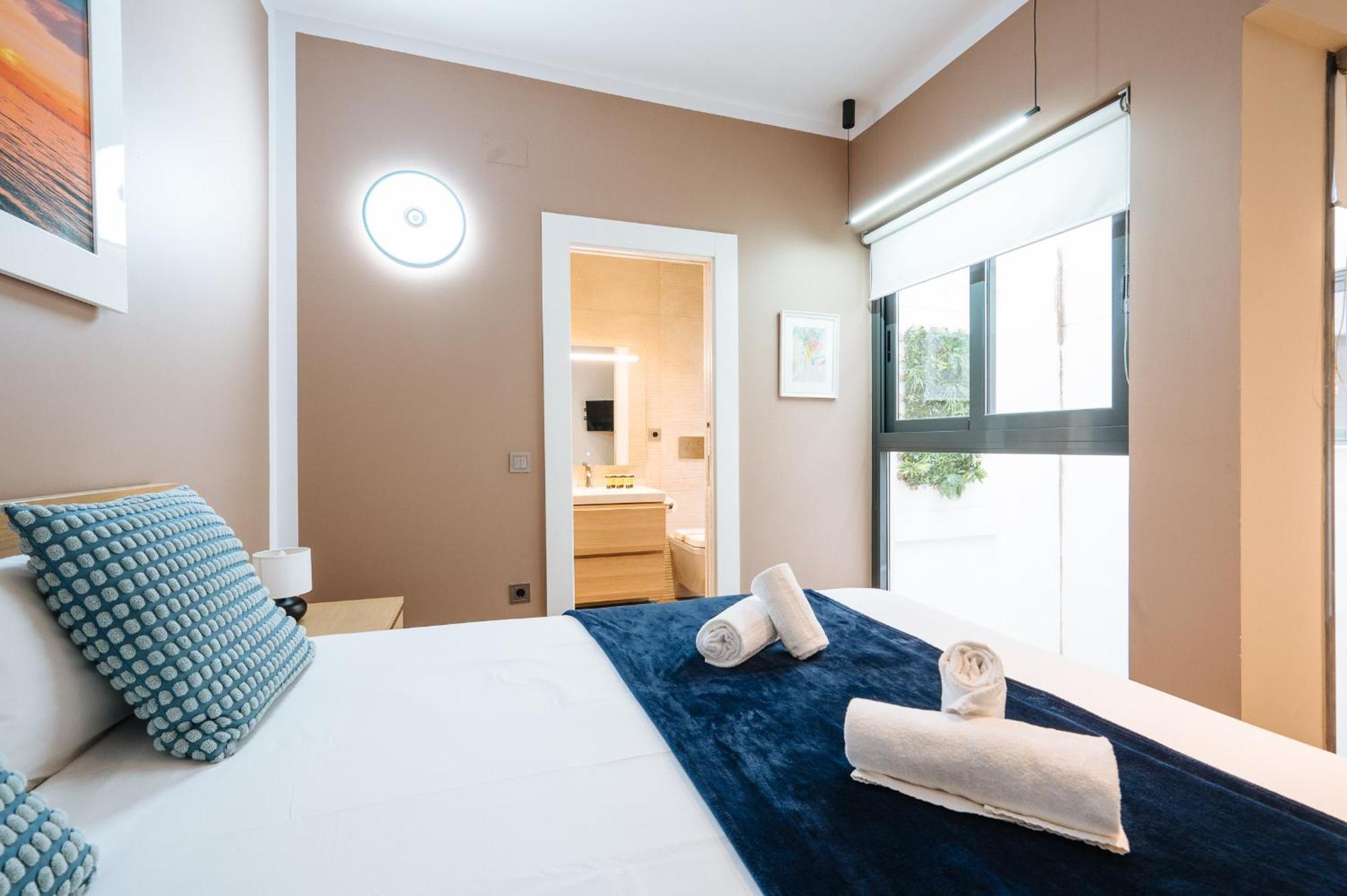 Elegant Duplex 3 Master Bedrooms And Private เซบีญา ภายนอก รูปภาพ