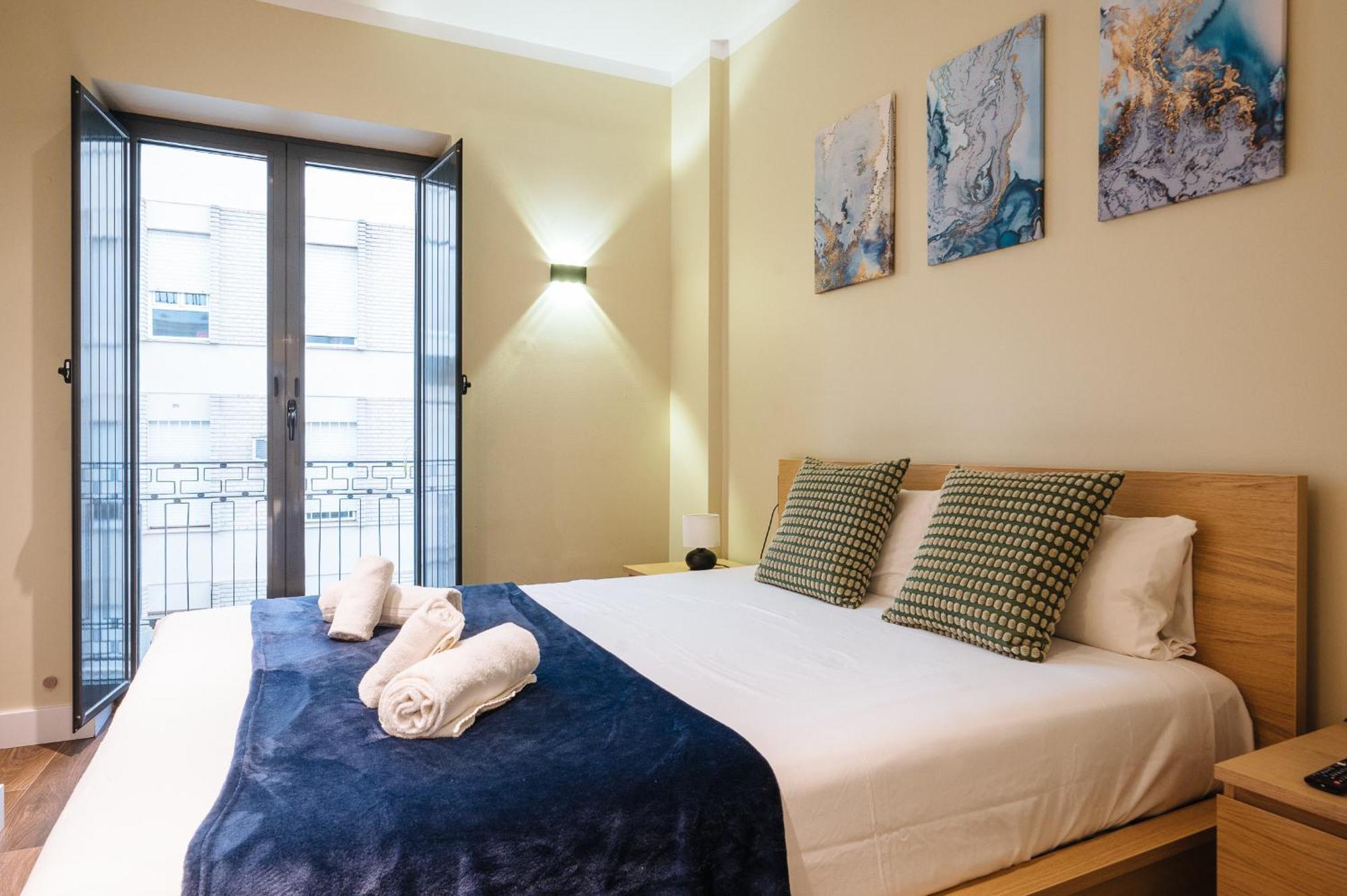 Elegant Duplex 3 Master Bedrooms And Private เซบีญา ภายนอก รูปภาพ