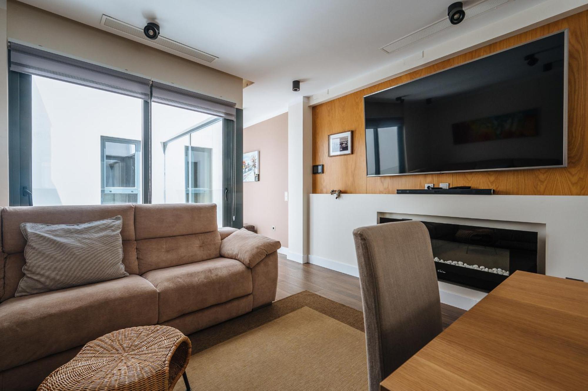 Elegant Duplex 3 Master Bedrooms And Private เซบีญา ภายนอก รูปภาพ