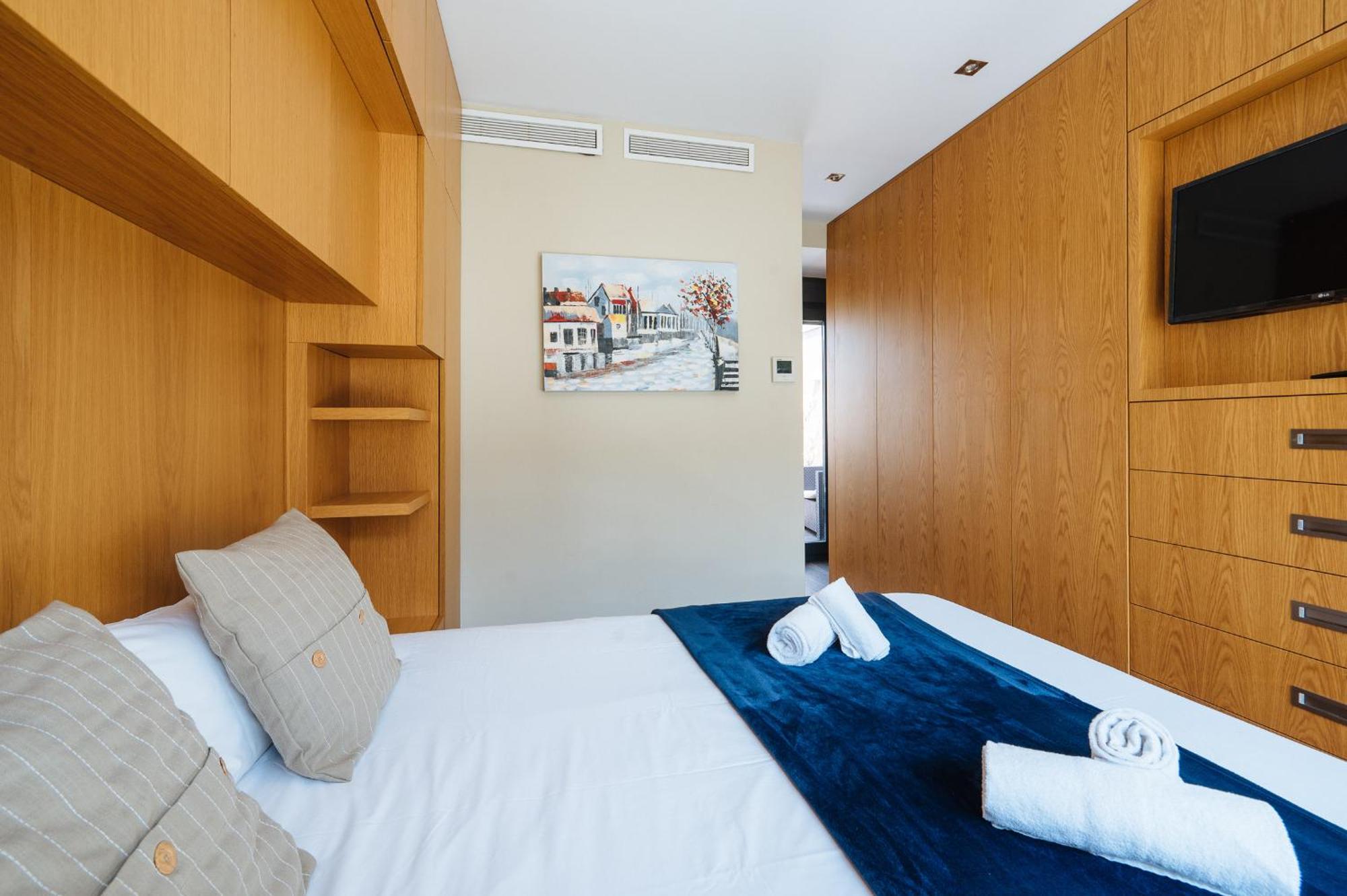 Elegant Duplex 3 Master Bedrooms And Private เซบีญา ภายนอก รูปภาพ